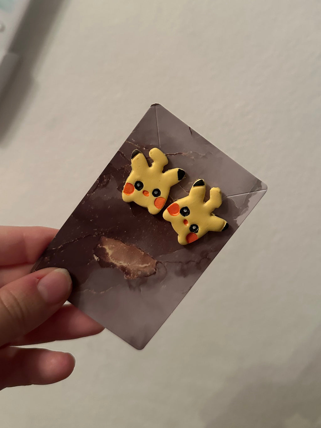 Studs No. 025 hechos a mano en arcilla polimérica por Little Péridot
