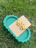 Studs No. 025 hechos a mano en arcilla polimérica por Little Péridot