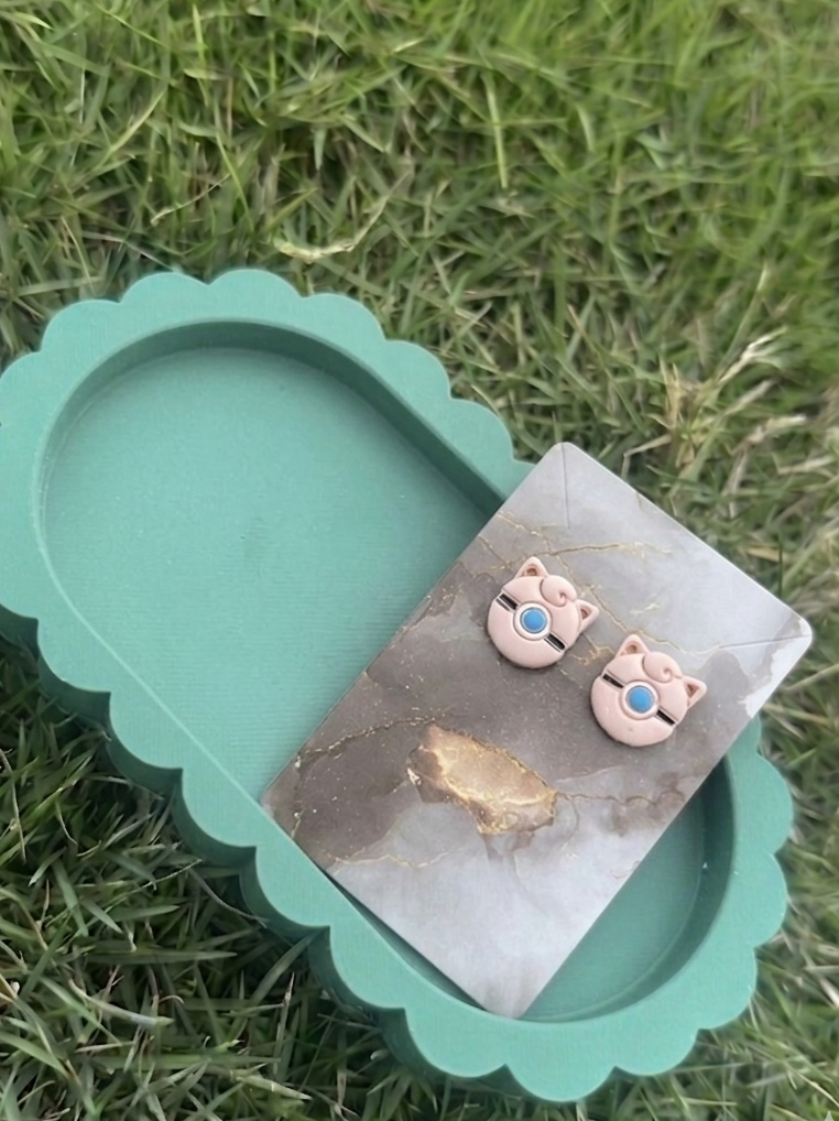 Studs No. 039 pequeñas hechos a mano en arcilla polimérica por Little Péridot